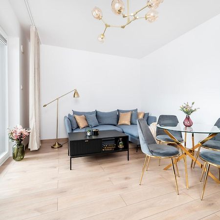 Manufaktura Residence - Apartamenty Prestiz Z Garazem Podziemnym I Dwoma Lazienkami Lodź Bagian luar foto