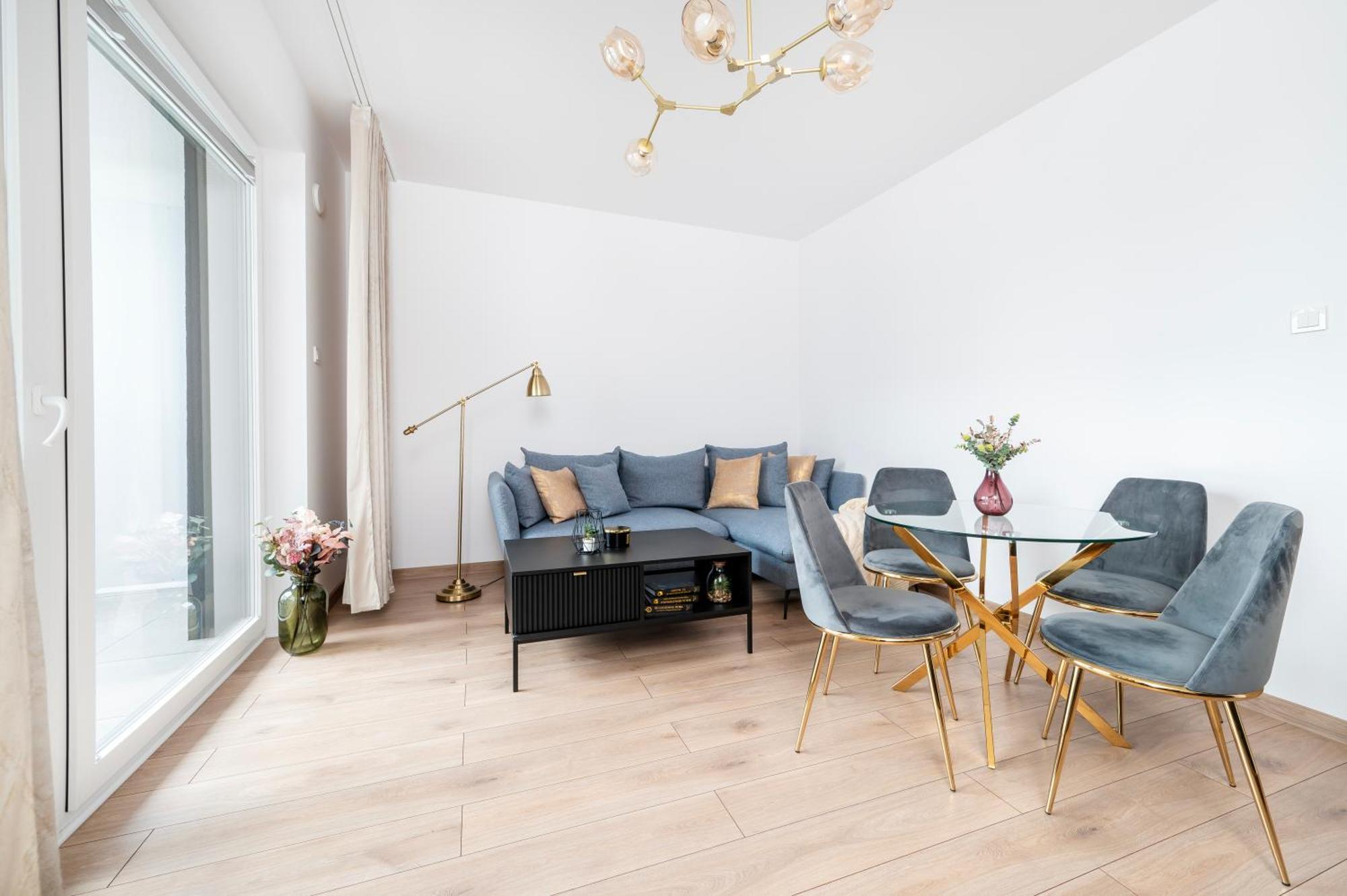 Manufaktura Residence - Apartamenty Prestiz Z Garazem Podziemnym I Dwoma Lazienkami Lodź Bagian luar foto