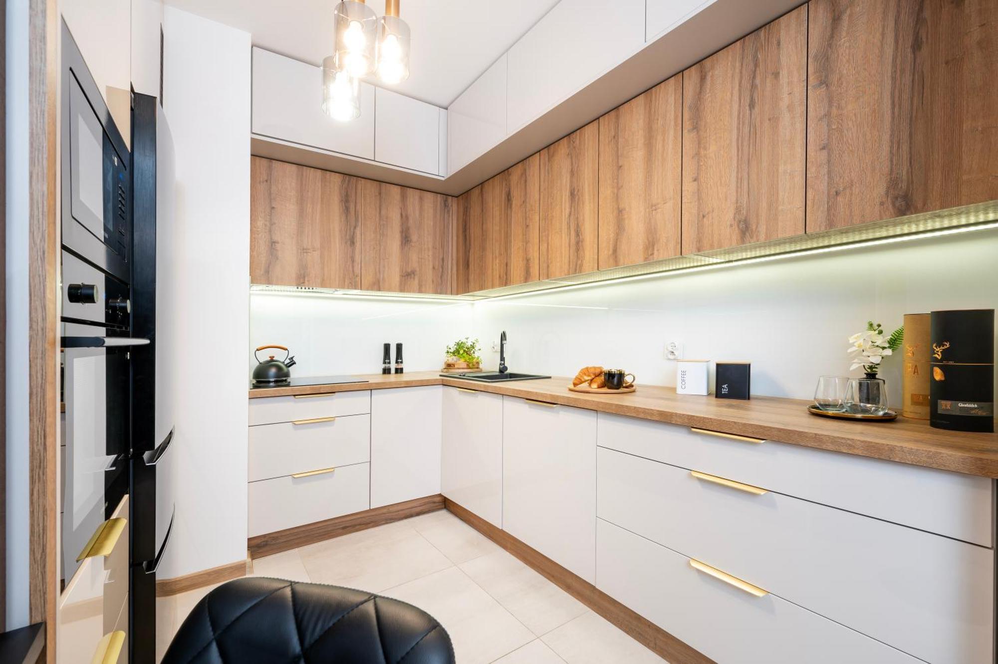 Manufaktura Residence - Apartamenty Prestiz Z Garazem Podziemnym I Dwoma Lazienkami Lodź Bagian luar foto