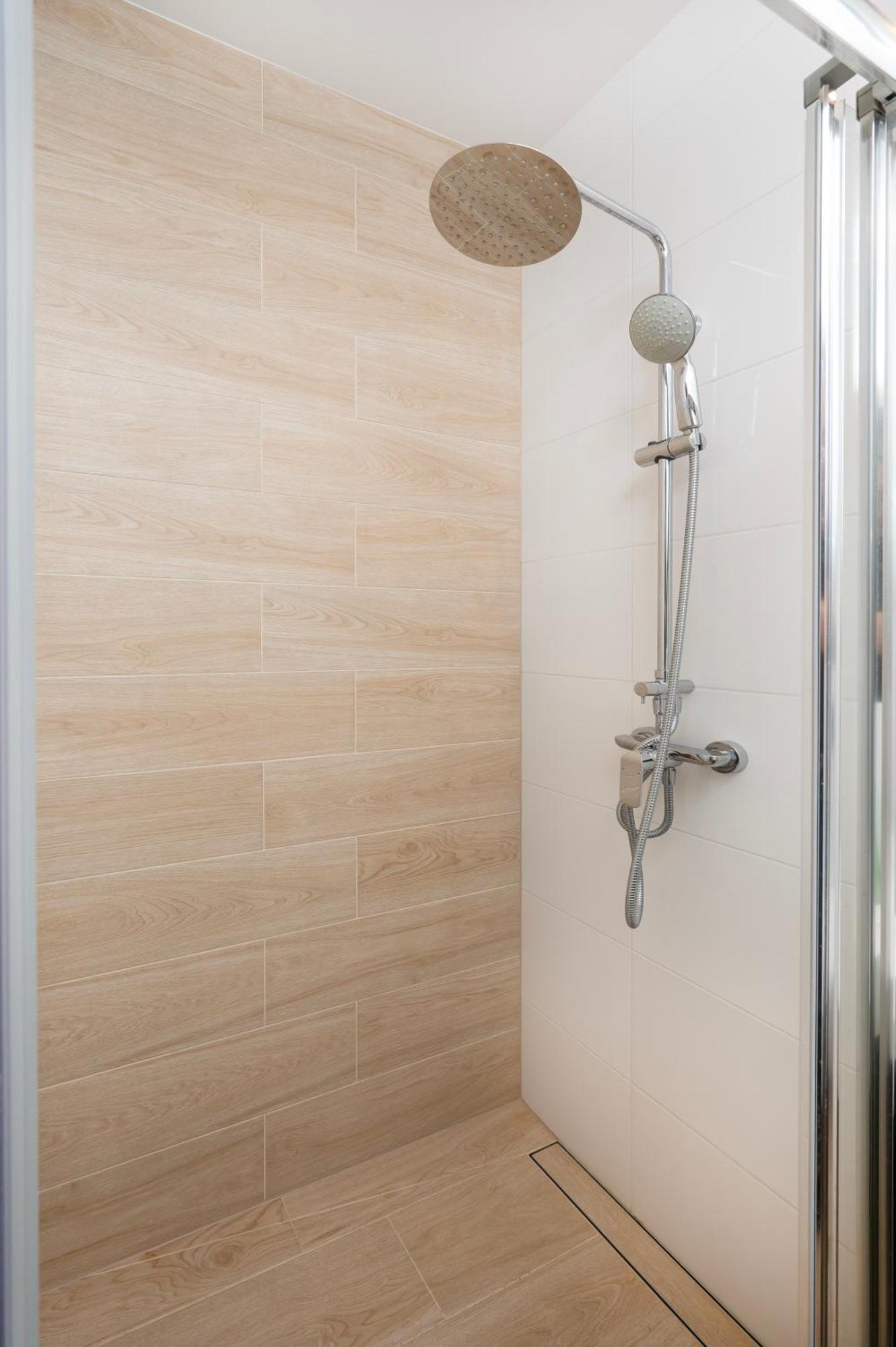 Manufaktura Residence - Apartamenty Prestiz Z Garazem Podziemnym I Dwoma Lazienkami Lodź Bagian luar foto