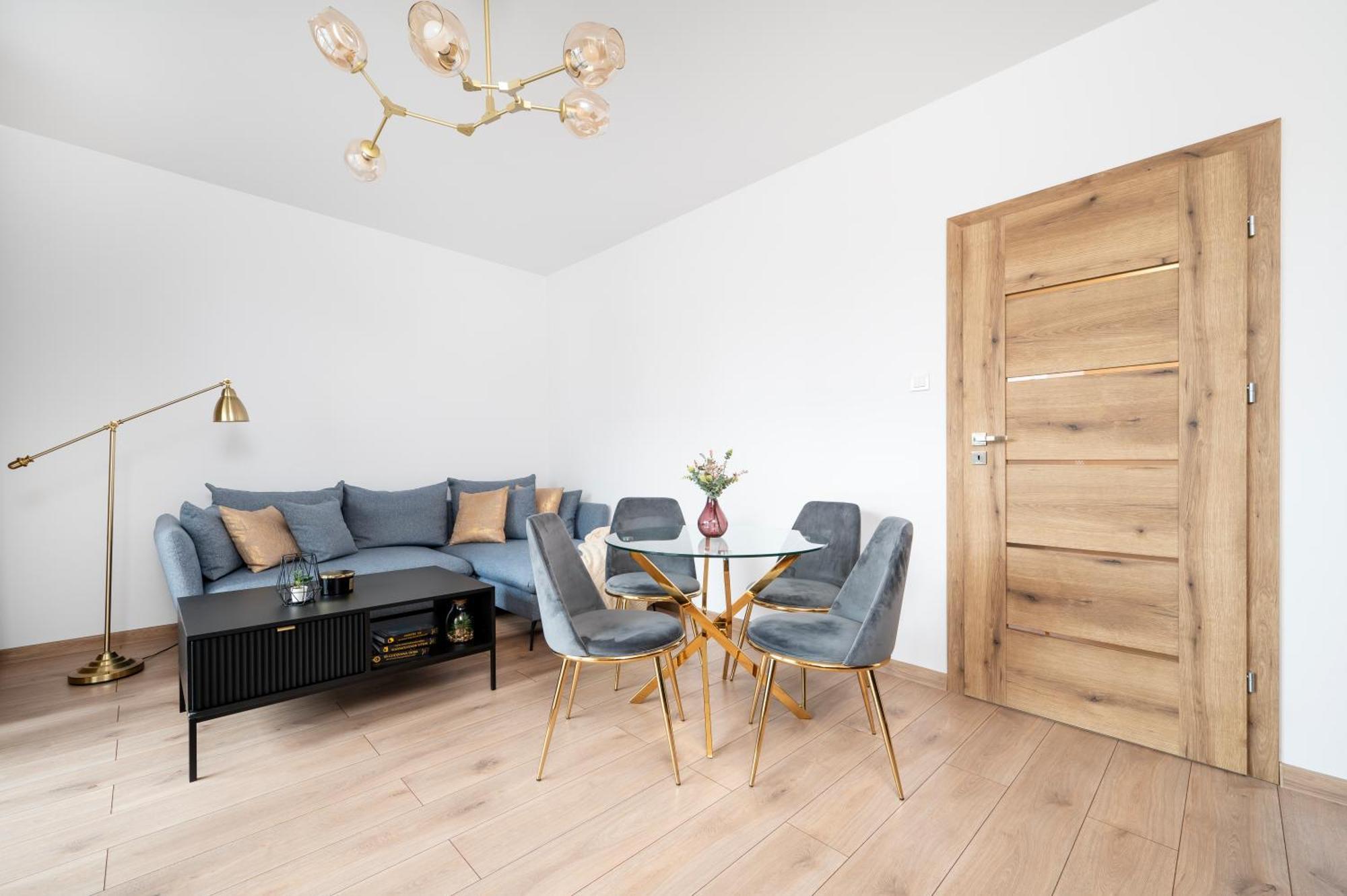 Manufaktura Residence - Apartamenty Prestiz Z Garazem Podziemnym I Dwoma Lazienkami Lodź Bagian luar foto