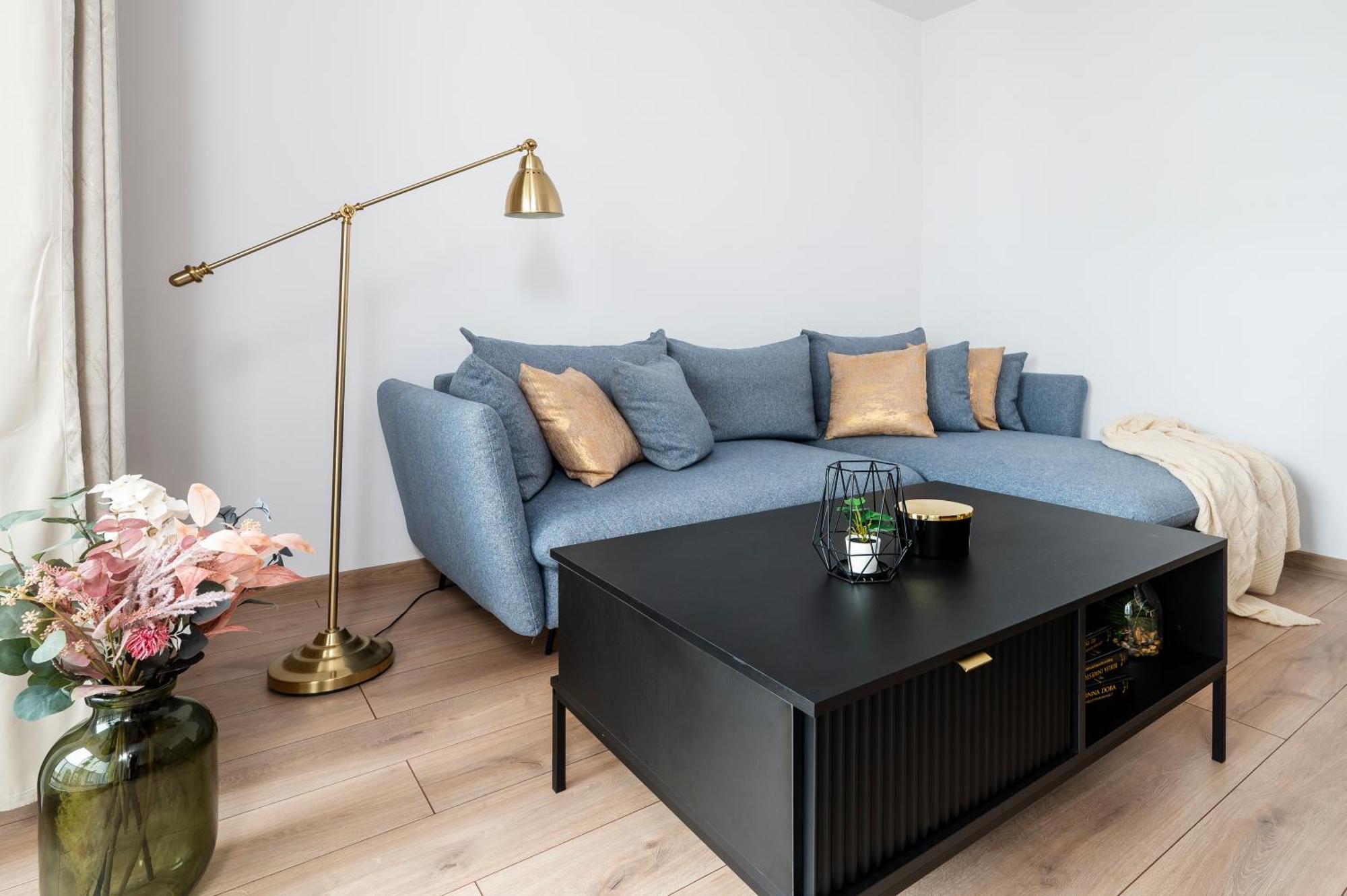 Manufaktura Residence - Apartamenty Prestiz Z Garazem Podziemnym I Dwoma Lazienkami Lodź Bagian luar foto