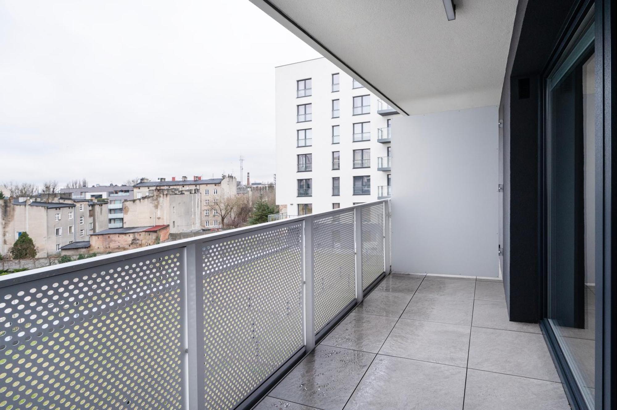 Manufaktura Residence - Apartamenty Prestiz Z Garazem Podziemnym I Dwoma Lazienkami Lodź Bagian luar foto