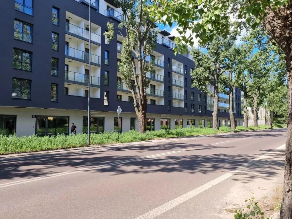 Manufaktura Residence - Apartamenty Prestiz Z Garazem Podziemnym I Dwoma Lazienkami Lodź Bagian luar foto